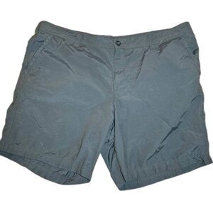 Columbia Gray Flat Front 8” Shorts Lightweight Design Sz 42W